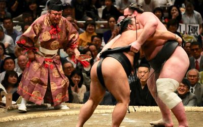 Faut-il absolument assister à un tournoi de sumo au Japon ? Découvrez le choc culturel ultime !
