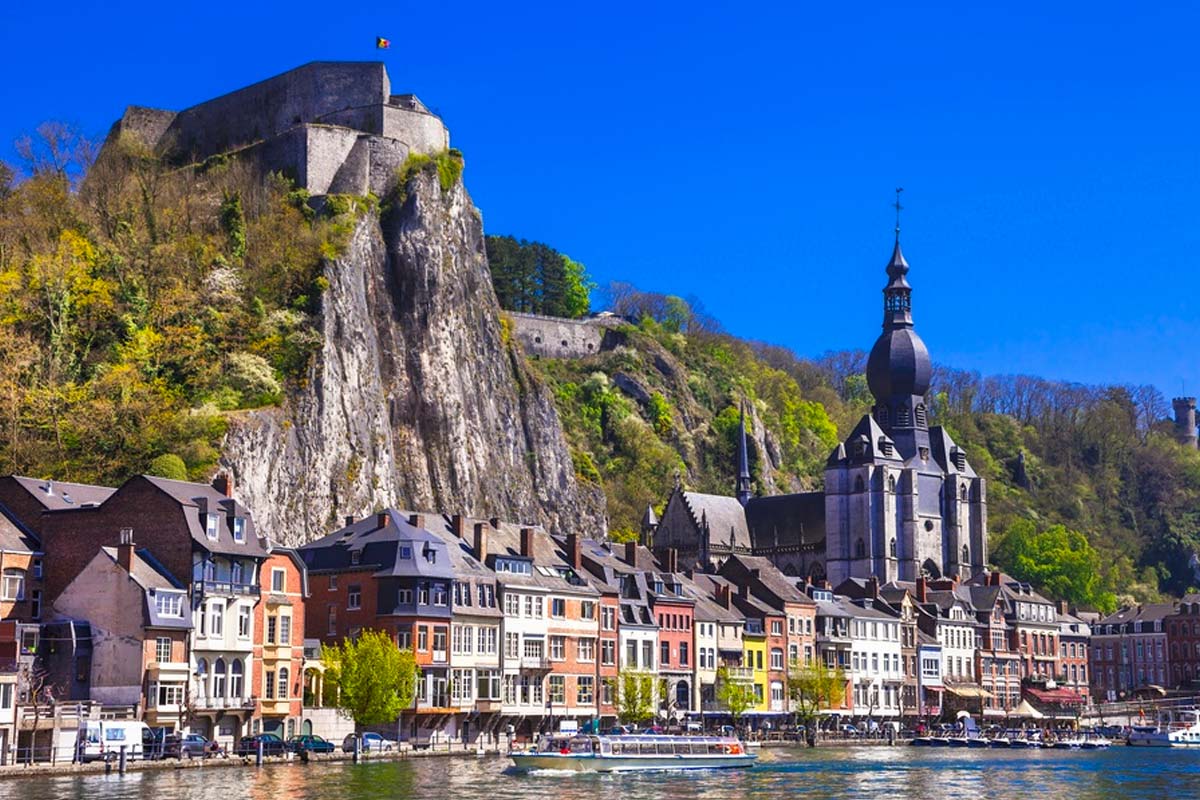 Visiter Dinant