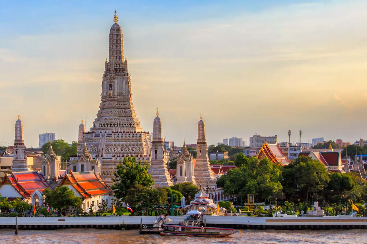 wat arun