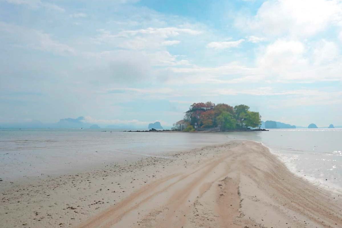 découvrez les secrets cachés de koh yao, une destination paradisiaque à ne pas manquer!